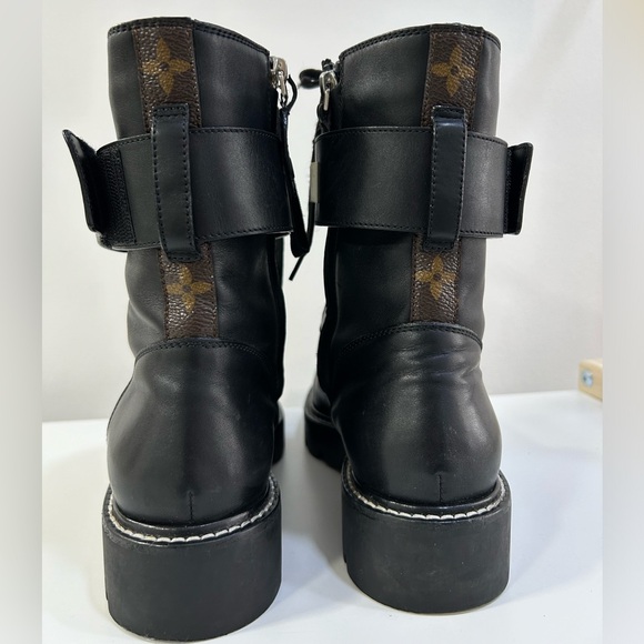 Louis Vuitton Calfskin Monogram Territory Flat Ranger Boots - Picture 3 of 13